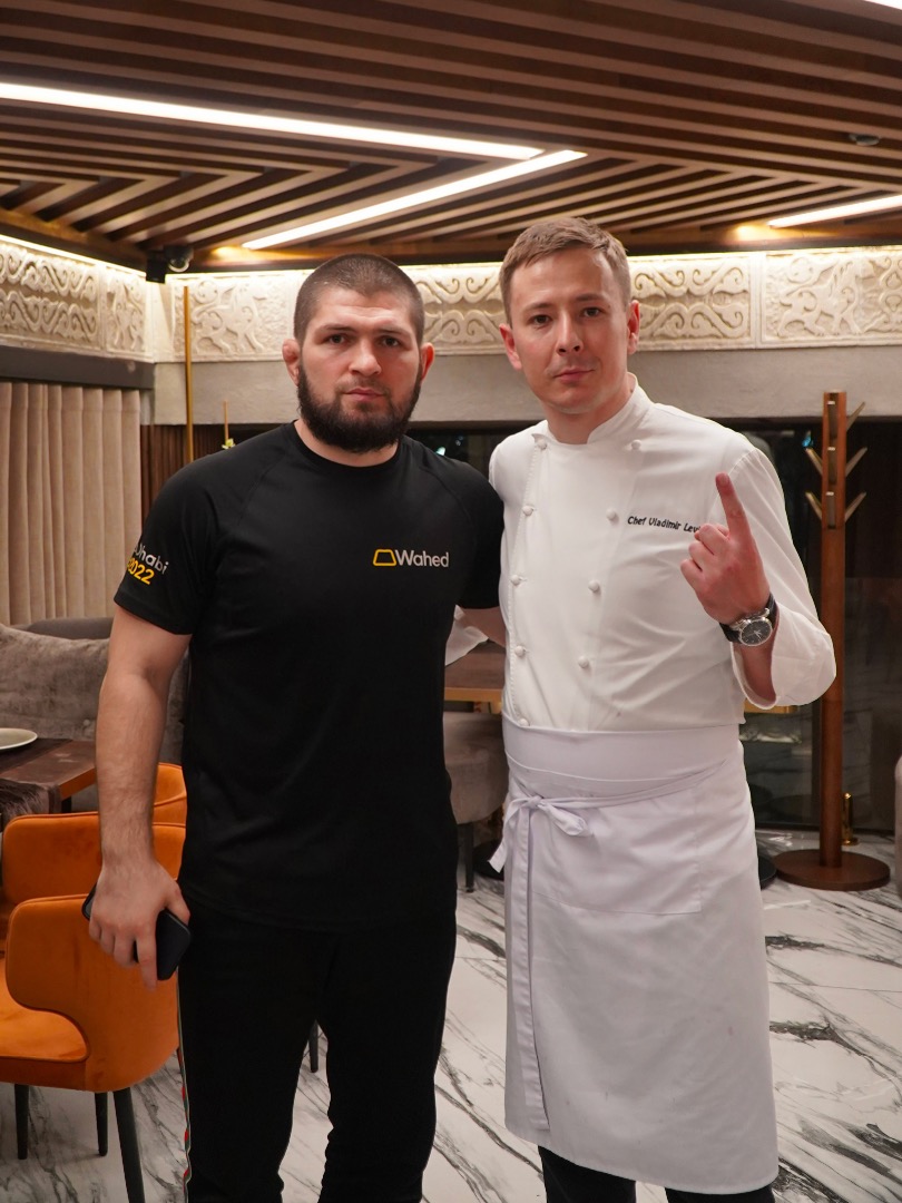 Владимир Левин